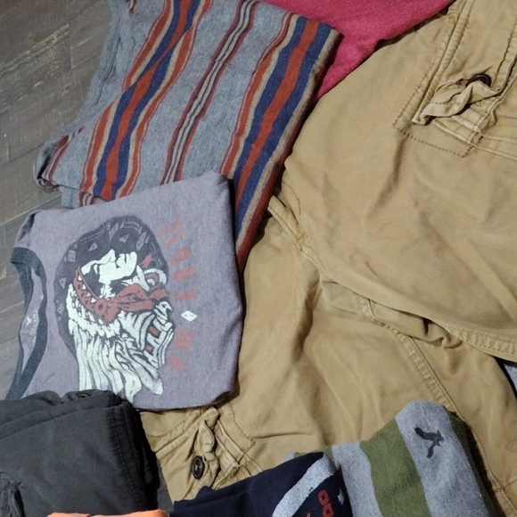 Men's BUNDLE AMERICAN EAGLE * HOLLISTER TEES & SHORTS*** SZ S / M CARGO WAIST 30 - Picture 9 of 15
